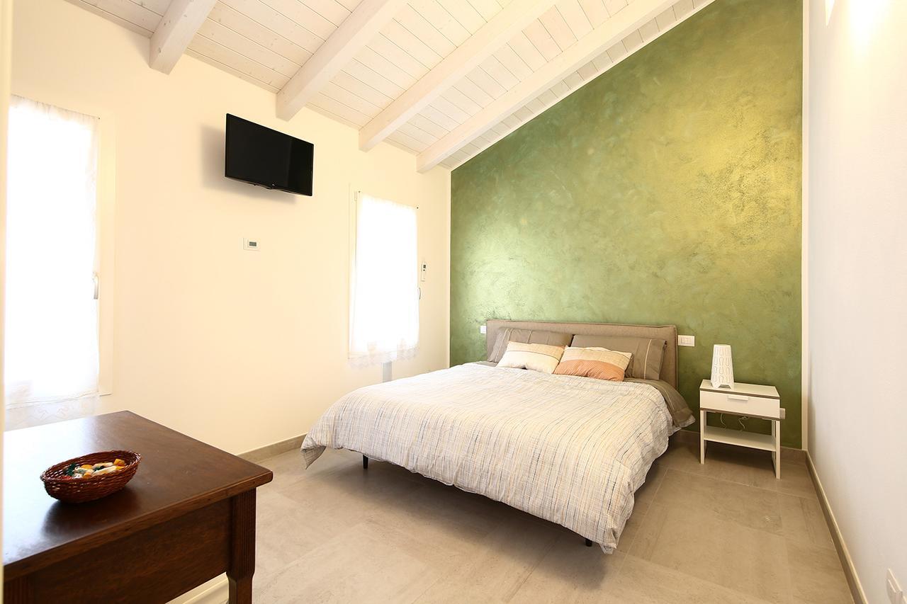 Bed And Breakfast Elmira Модена Экстерьер фото